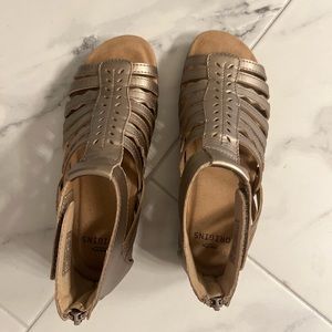 Brand new Earth Origins Gladiator Sandal